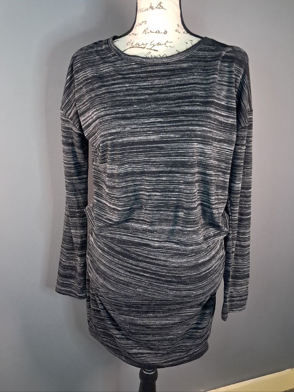 Athleta Beyond Soft Avenues Dress Black White Space Dye Long Sleeve Size XS